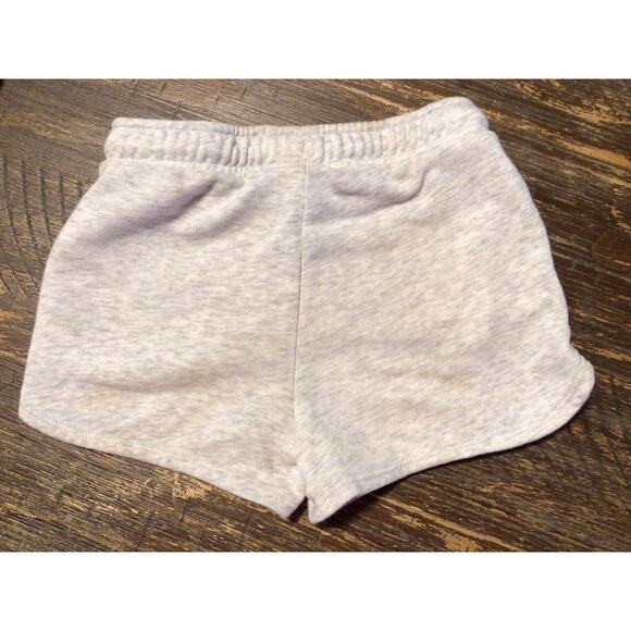 Old Navy Shorts Size 3T - Picture 2 of 3